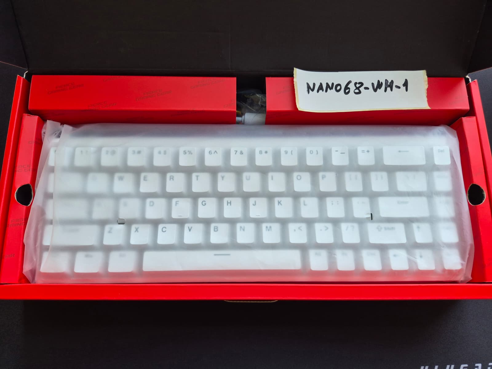 Madlions Nano68 [Outlet] Manyetik Switch Klavye Beyaz (nano68-wh-1)