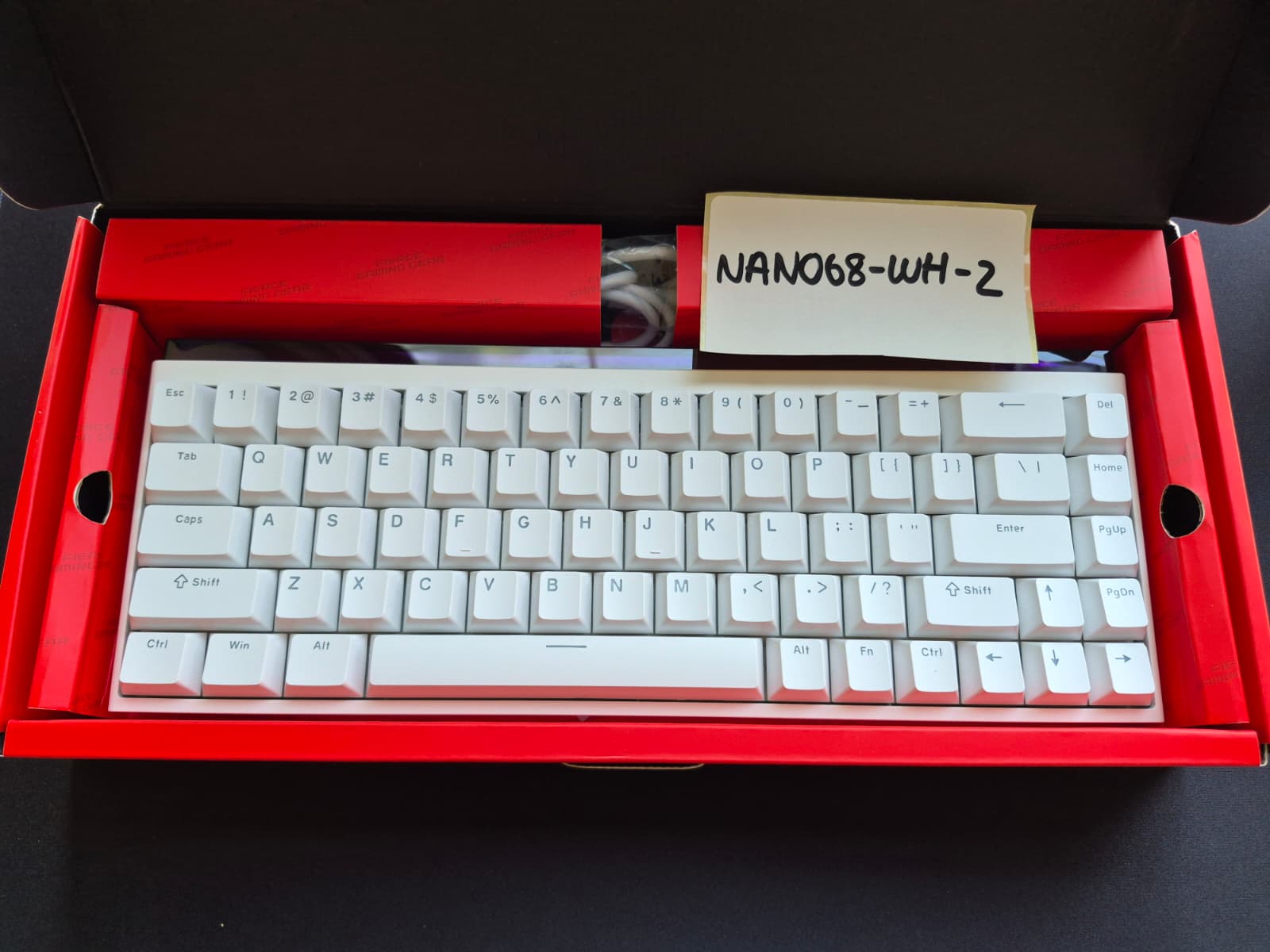 Madlions Nano68 [Outlet] Manyetik Switch Klavye Beyaz (nano68-wh-2)